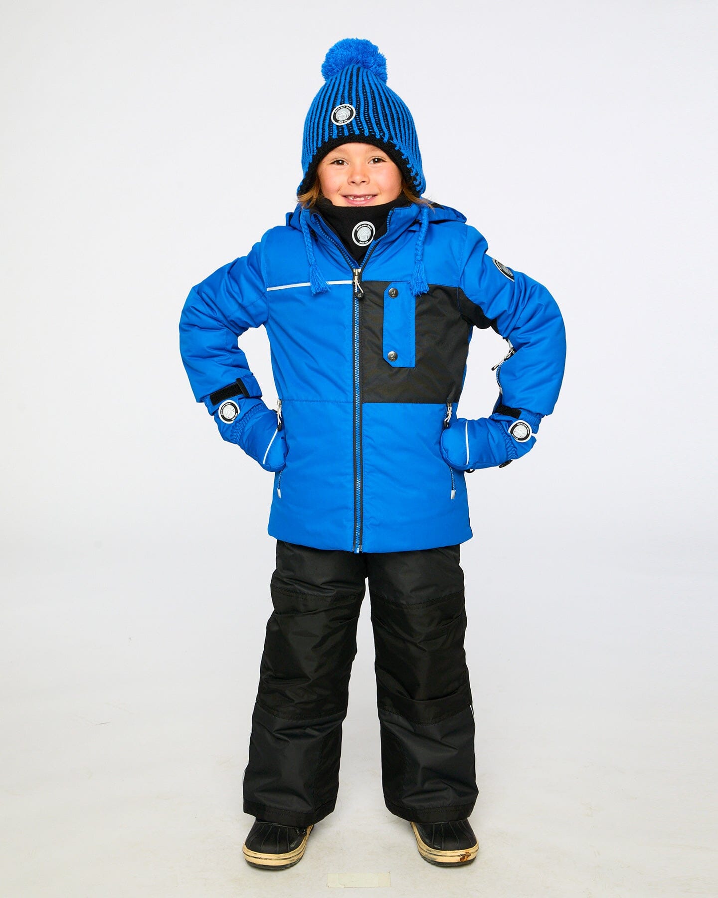 Two-Piece Play Snowsuit With Contrast Jacket Black Snowsuits Deux par Deux 